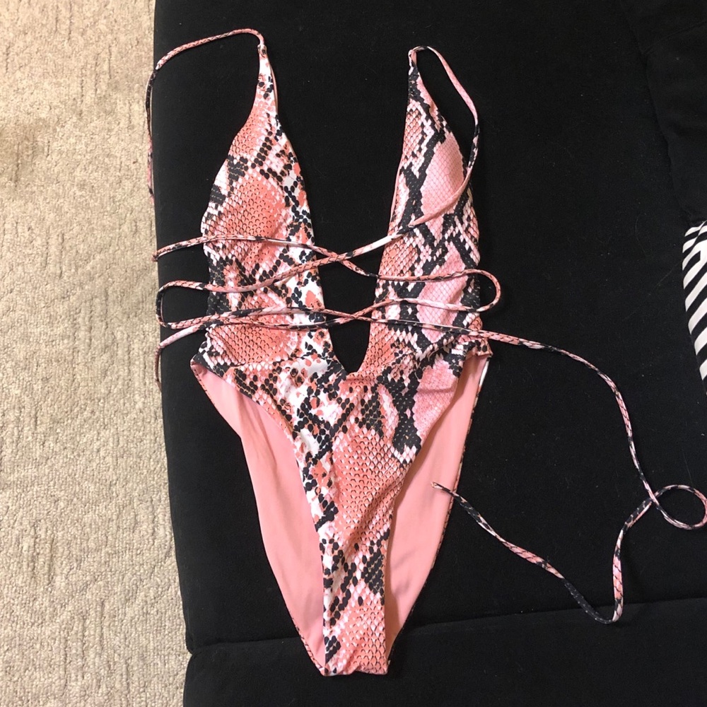 Sexy Snakeskin One-Piece swim suit